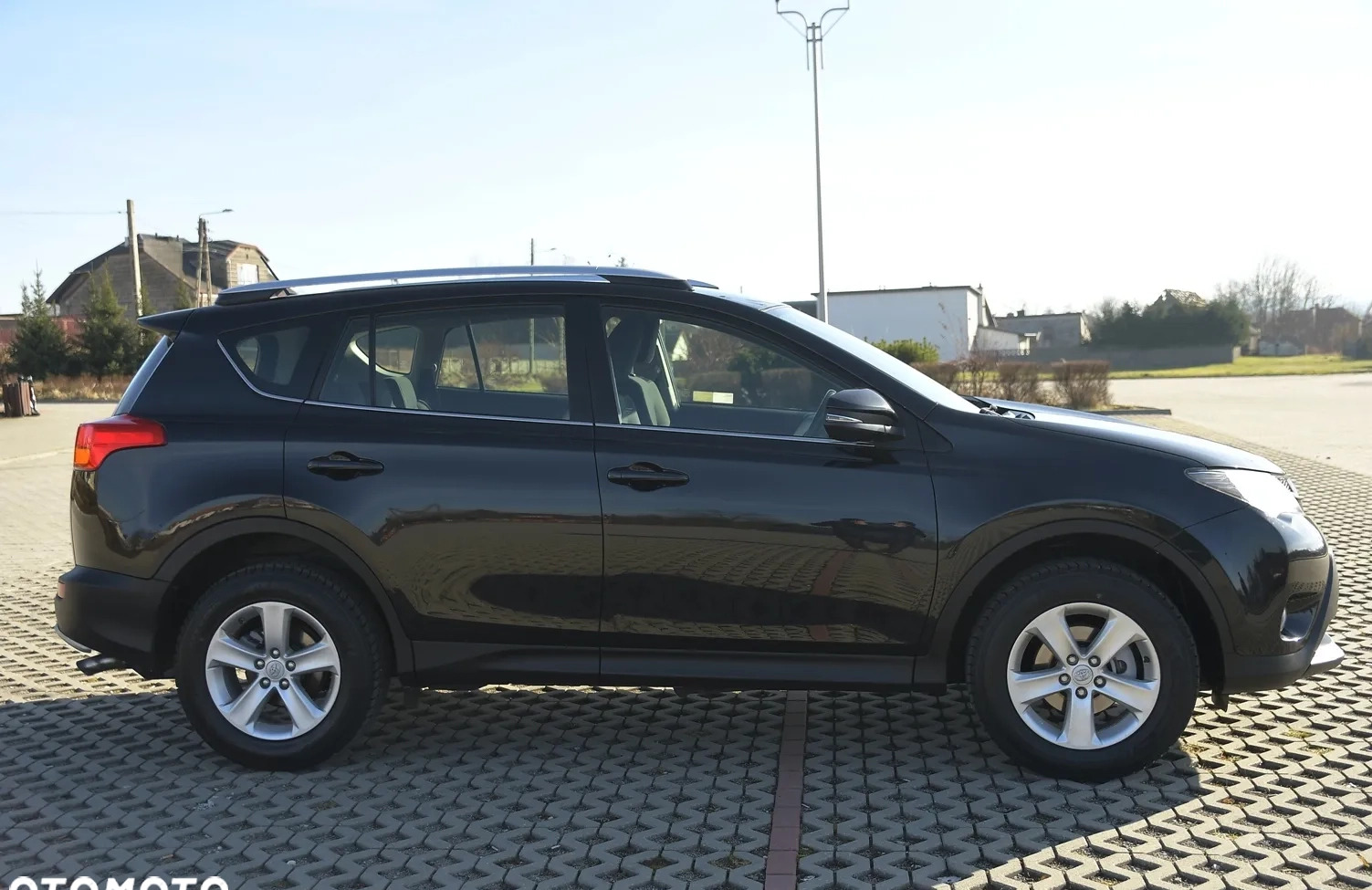 Toyota RAV4 cena 57000 przebieg: 191000, rok produkcji 2013 z Daleszyce małe 667
